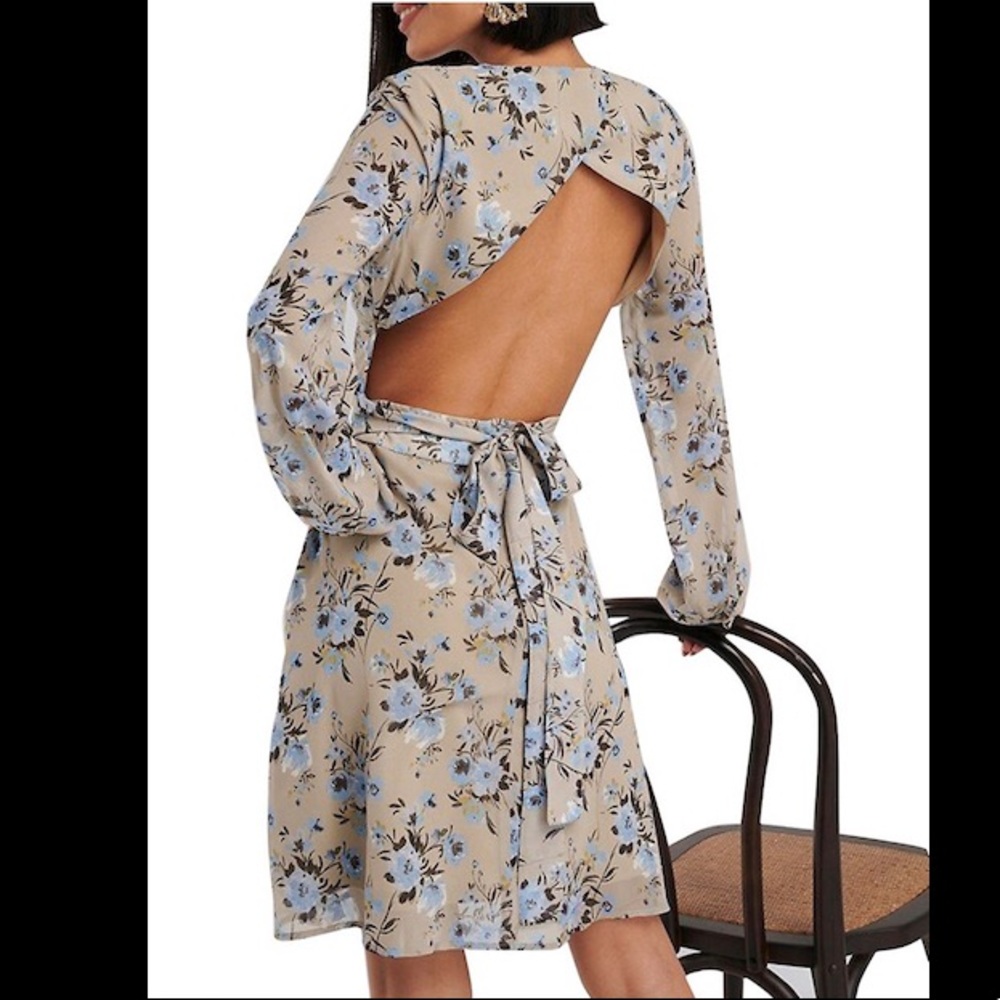 NA-KD | Gorgeous Chiffon Dress w/Cutout Back | 8